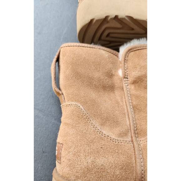 UGG  SIZE US 10 / 41 BOOTS KRISTIN CLASSIC CHESNUT BROWN SUEDE WEDGE ANKLE - Picture 12 of 13